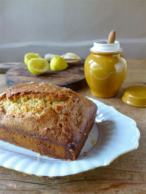 lemon-ginger-and-honey-cake-mrs-portlys-kitchen image