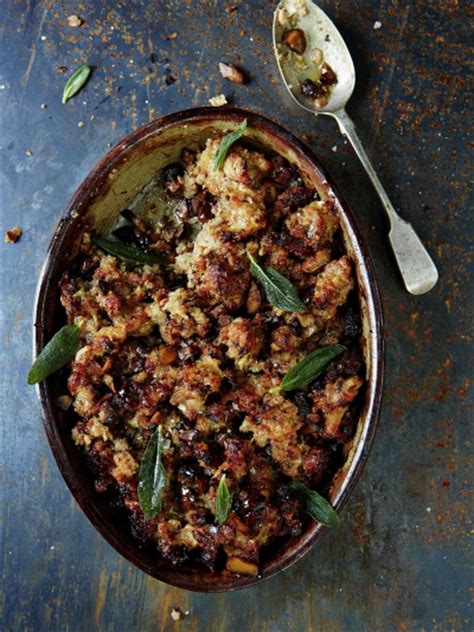 perfect-christmas-stuffing-video-jamie-oliver image