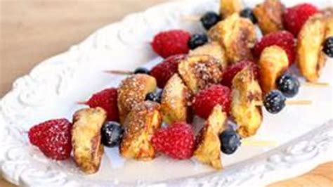 french-toast-kabobs-recipe-tablespooncom image