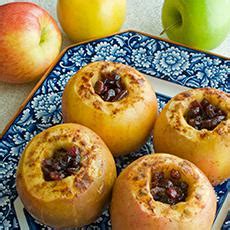 baked-apple-and-cranberries-medlineplus image