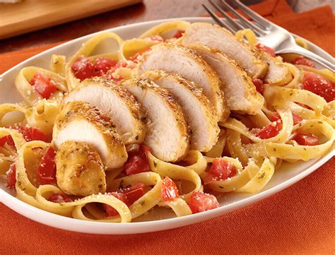 garlic-chicken-pasta-recipe-land-olakes image