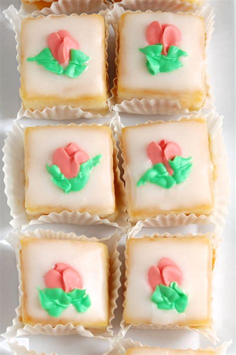 classic-almond-petit-fours-with-video-baking-sense image