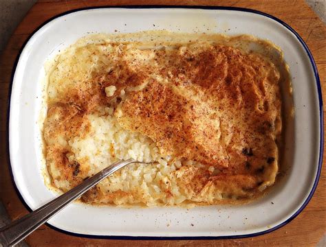 easy-traditional-british-rice-pudding-recipe-the image