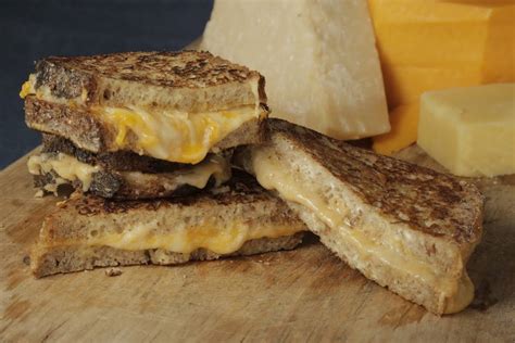 grilled-cheese-sandwich-with-mayonnaise image