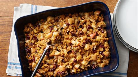 cranberry-cornbread-stuffing-recipe-pillsburycom image