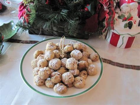 walnut-balls-cooking-with-nonna image