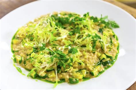 courgette-and-lemon-risotto-james-martin-chef image