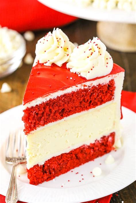 red-velvet-cheesecake-cake-classic-red-velvet image