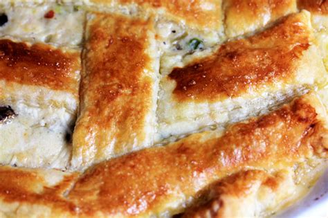 creamy-turkey-pot-pie-with-puff-pastry-crust image