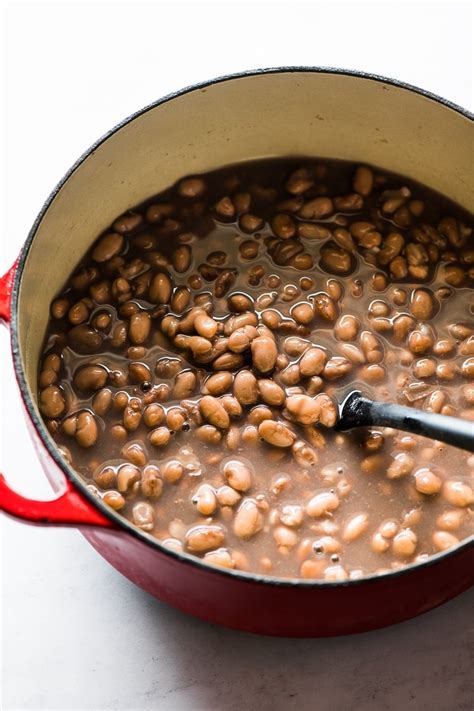 how-to-cook-pinto-beans-on-the-stove-isabel-eats image