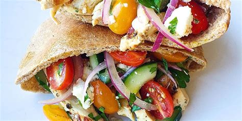 greek-salad-pita-pockets-with-grilled-chicken image