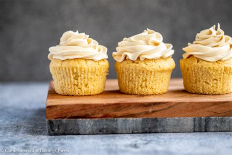 the-best-recipe-for-baileys-cupcakes-confessions-of-a image