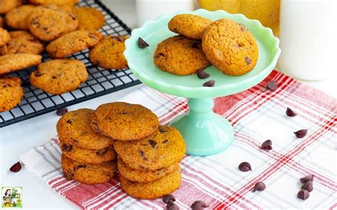 the-best-eggless-chocolate-chip-cookies-with-pumpkin image