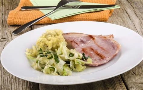 traditional-irish-bacon-and-cabbage-recipe-irishcentral image
