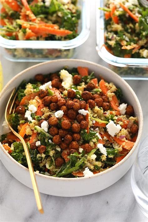 moroccan-quinoa-salad-with-crispy-chickpeas-fit image
