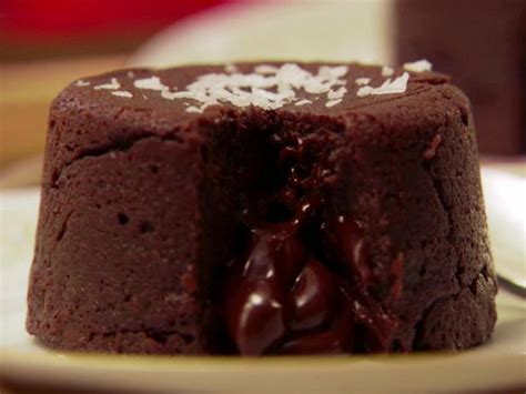 chocolate-molten-cakes-recipe-claire-robinson-food image
