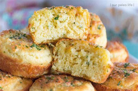 low-carb-cheddar-garlic-biscuits-copycat-red image