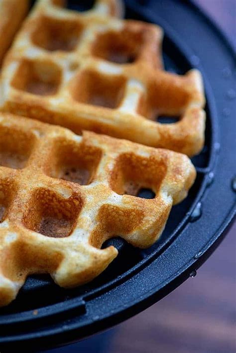 best-belgian-waffle-recipe-fluffy-crispy-perfect-buns image