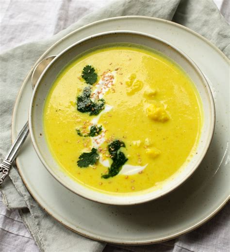 golden-cauliflower-soup-vegan-familystyle-food image