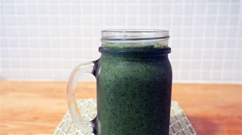 3-smoothie-recipes-to-beat-the-afternoon-slump-hey image