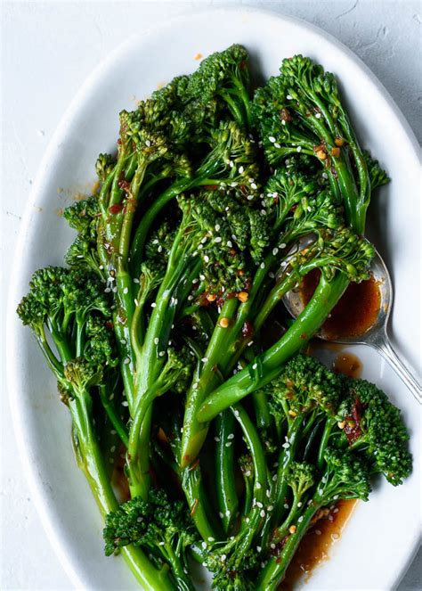 spicy-sauted-sesame-garlic-broccolini-fork-knife-swoon image