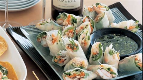 shrimp-rice-paper-rolls-with-vietnamese-dipping-sauce image