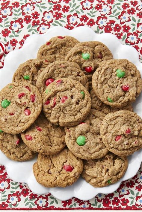 101-best-christmas-cookie-recipes-easy-holiday-cookies image