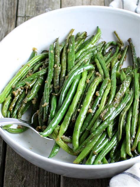 easy-garlic-french-green-beans-taste-and-see image