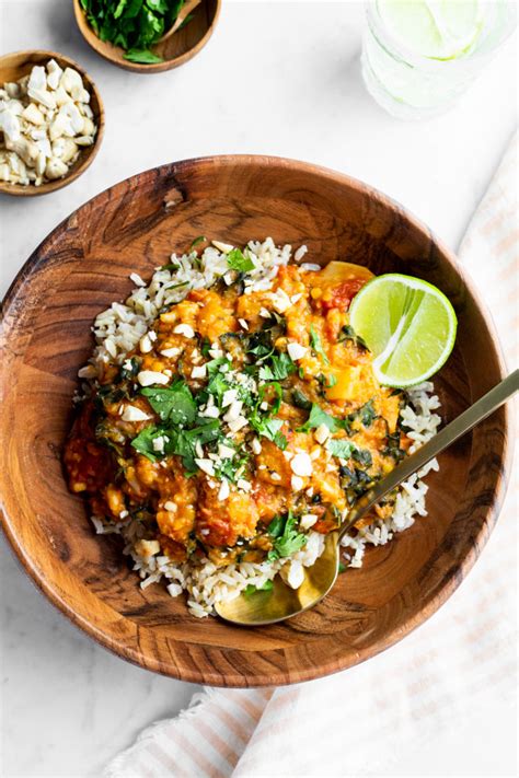 instant-pot-cauliflower-and-butternut-thai-curry-oh image
