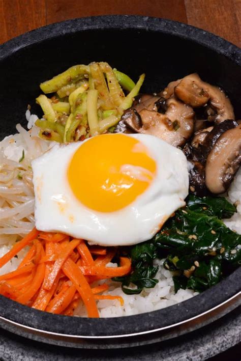south-korean-bibimbap-a-sizzling-rice-dish image