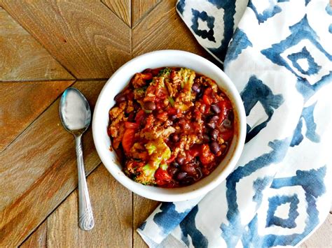 30-minute-turkey-chili-recipe-sofabfood-one-pot image