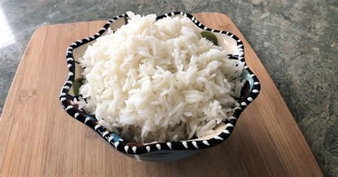 how-to-cook-perfectly-fluffy-white-rice-no-fail image