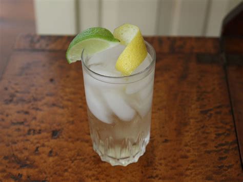 white-port-cocktails-that-are-as-refreshing-as-they-are image