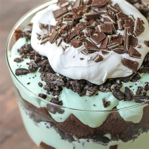 mint-trifle-recipe-with-oreos-andes-mints-lil-luna image