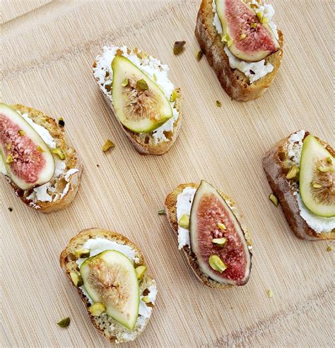 fig-and-goat-cheese-toast-the-leaf image