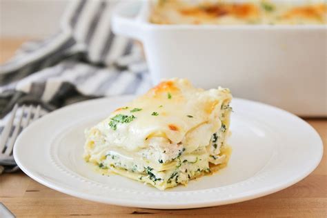 homemade-chicken-lasagna-with image