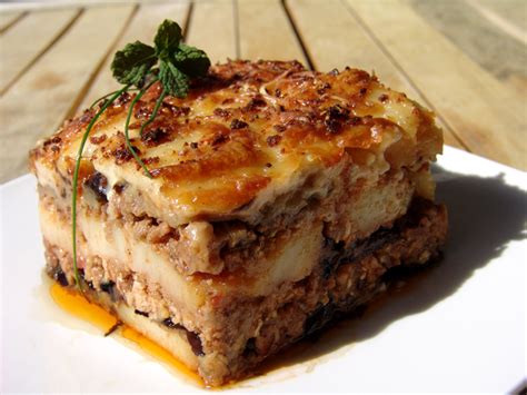 traditional-moussaka-recipe-cooking-in-plain-greek image