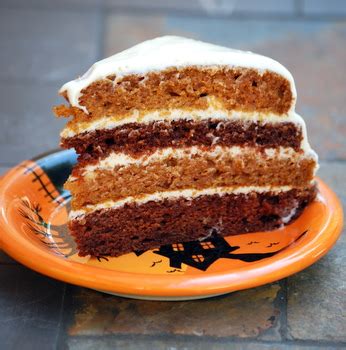 pumpkin-and-chocolate-layer-cake-baking-bites image