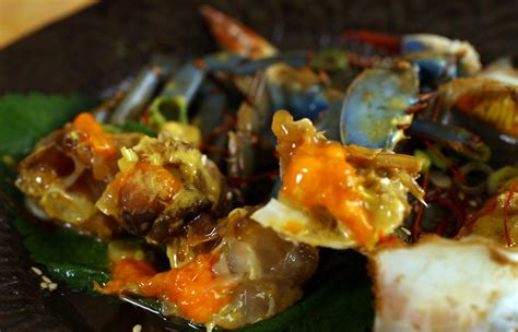 ganjang-gejang-raw-crab-marinated-in-soy-sauce image