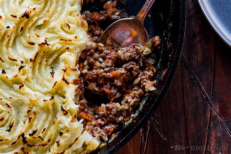 classic-shepherds-pie-with-parsnip-mash-meatified image
