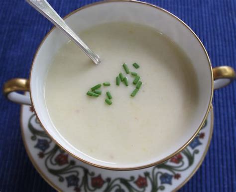 julia-childs-vichyssoise-step-by-step-mother image