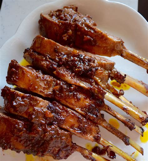 rack-of-lamb-with-dates-moroccan-spices-yvonne image