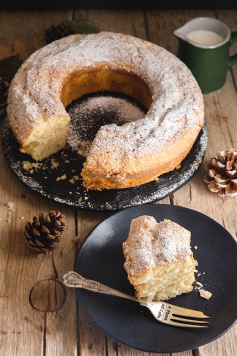 fresh-cream-vanilla-cake-recipe-an-italian image