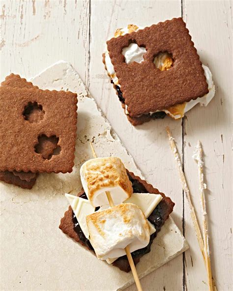 12-delicious-ways-to-dress-up-classic-smores-this-summer image