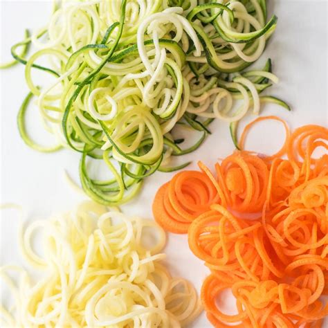 25-easy-veggie-spiralizer-recipes-tips-gathering image