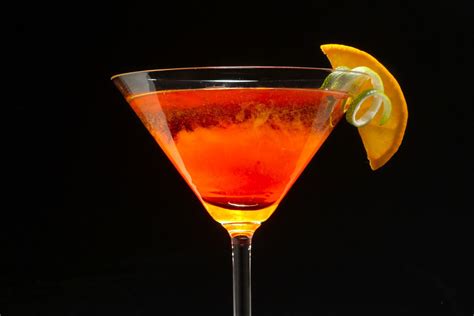 autumn-leaves-cocktail-recipe-with-pisco-porton-the image