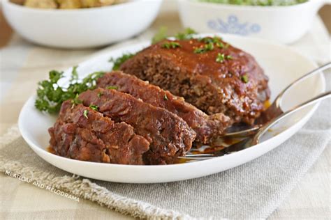 favorite-meatloaf-recipe-with-tomato-sauce image