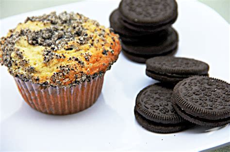oreo-muffins-recipe-dinners-dishes-desserts image
