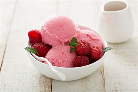 raspberry-frozen-custard-recipe-goldmine image
