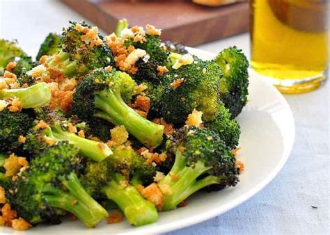 roasted-broccoli-with-parmesan-pangritata-toasted image